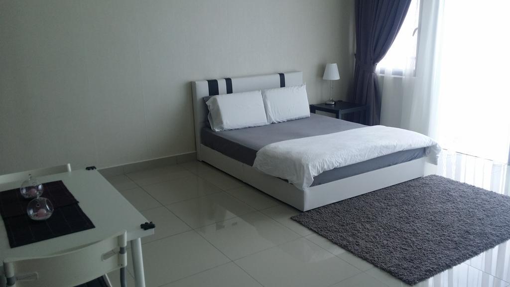 Tranquil Studio @ Trefoil Setia Alam Shah Alam Exterior photo